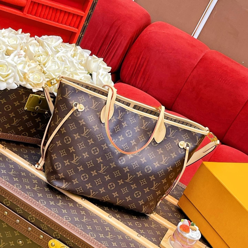 LV Shopping Bags